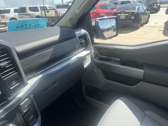 2025 Ford F-150 Lariat Watertown SD
