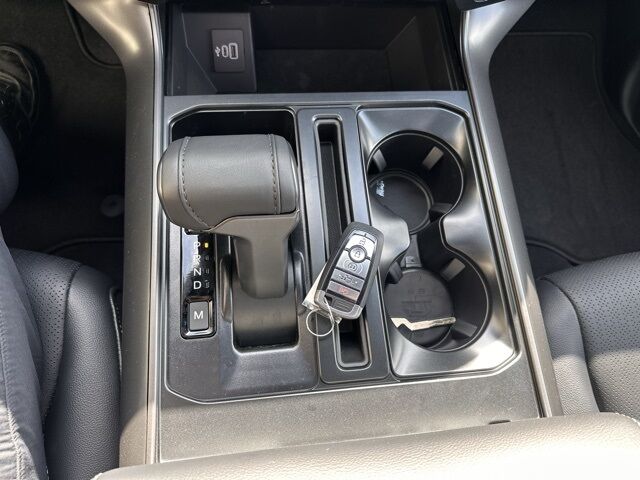 2025 Ford F-150 Lariat Watertown SD