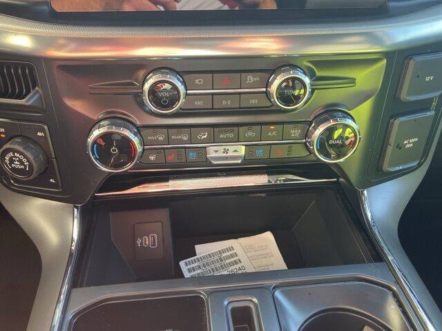 2025 Ford F-150 Lariat Watertown SD