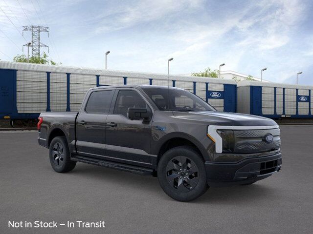 2025 Ford F-150 Lightning Flash Appleton WI