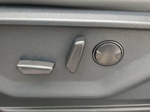 2025 Ford F-150 Lightning Flash Appleton WI