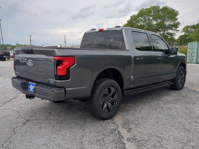 2025 Ford F-150 Lightning Flash Appleton WI