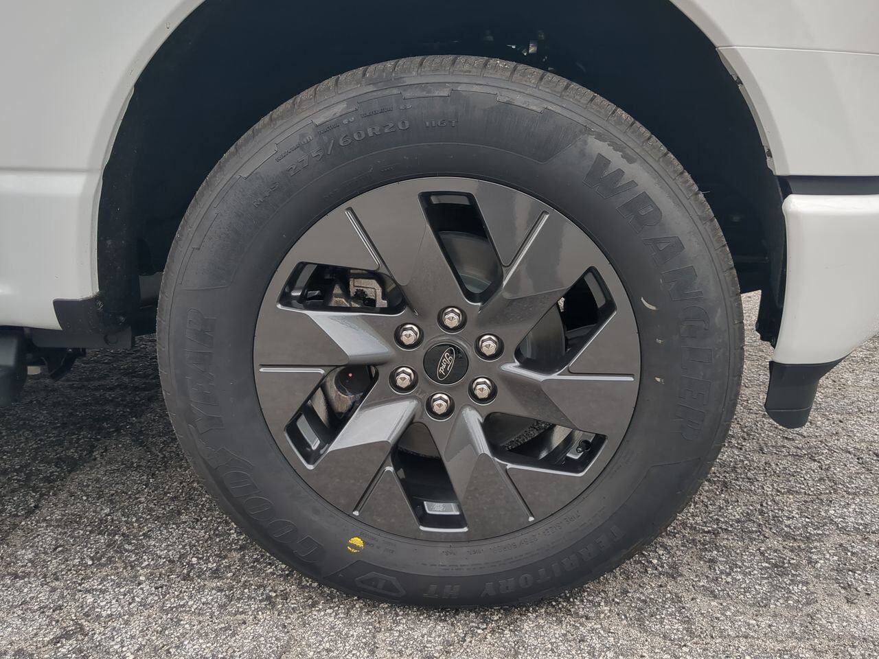 2025 Ford F-150 Lightning Flash Appleton WI