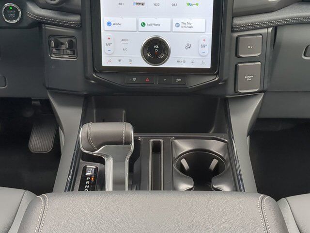 2025 Ford F-150 Lightning Flash Appleton WI