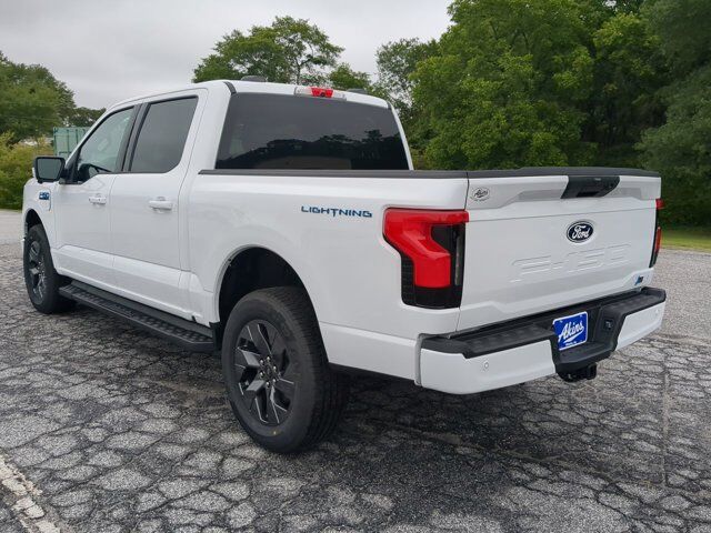 2025 Ford F-150 Lightning Flash Appleton WI