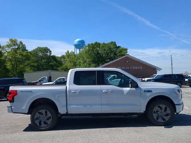 2025 Ford F-150 Lightning Flash Appleton WI