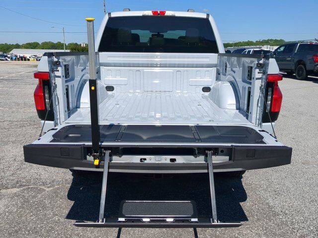 2025 Ford F-150 Lightning Flash Appleton WI