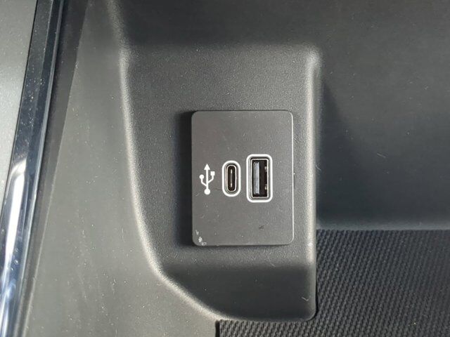 2025 Ford F-150 Lightning Flash Winder GA