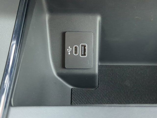 2025 Ford F-150 Lightning Flash Winder GA