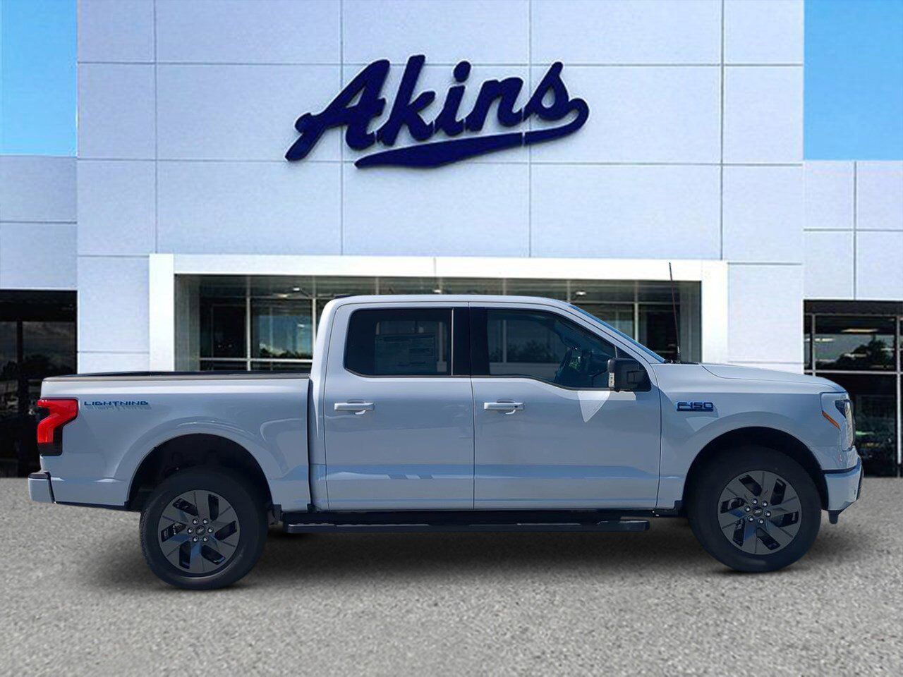 2025 Ford F-150 Lightning Flash