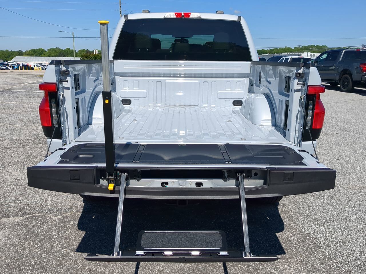 2025 Ford F-150 Lightning Flash Winder GA