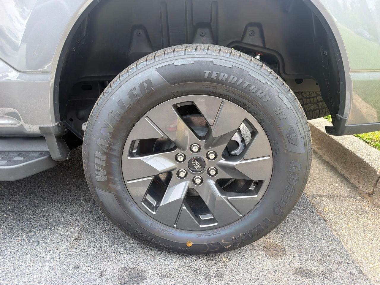 2025 Ford F-150 Lightning Flash Gaithersburg MD