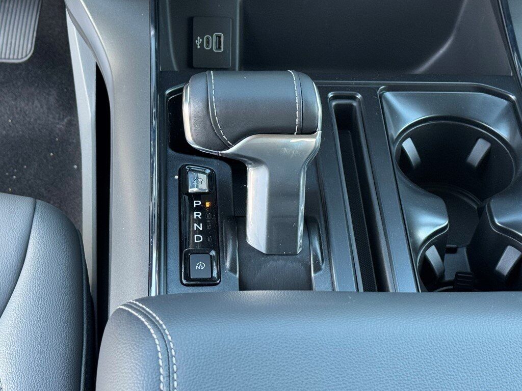 2025 Ford F-150 Lightning Flash Springfield VA