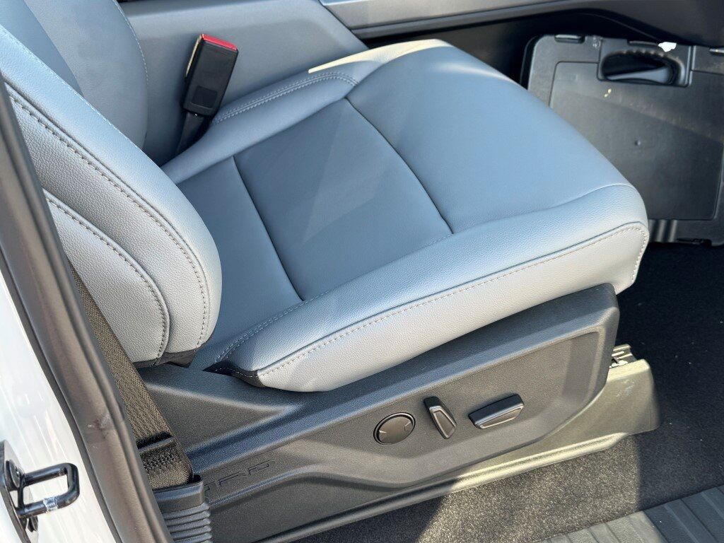 2025 Ford F-150 Lightning Flash Springfield VA