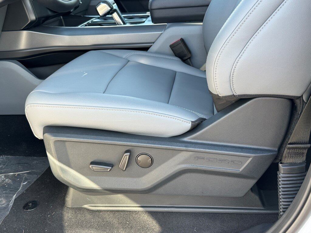 2025 Ford F-150 Lightning Flash Springfield VA