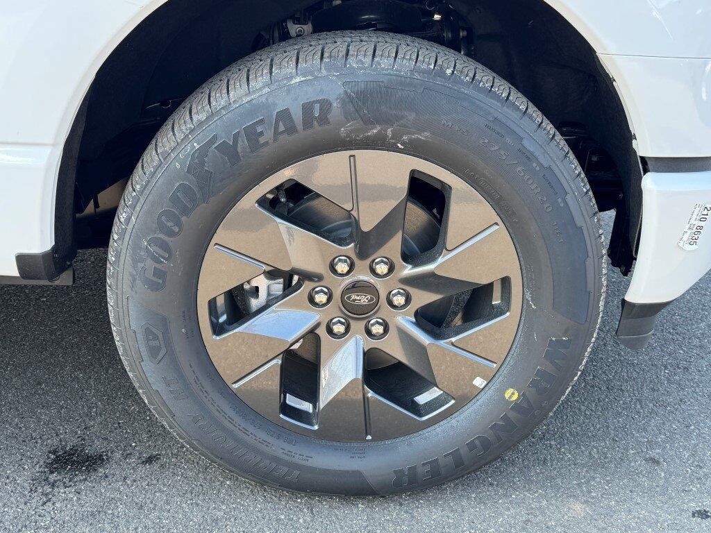 2025 Ford F-150 Lightning Flash Springfield VA