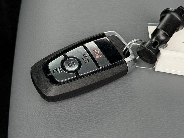 2025 Ford F-150 Lightning Flash Springfield VA