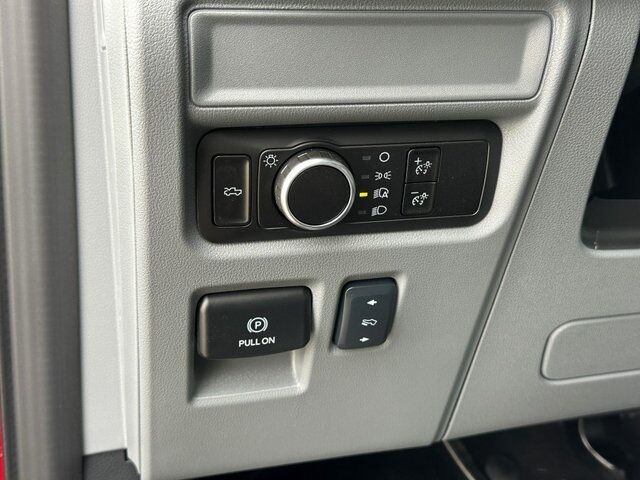 2025 Ford F-150 Lightning Flash Springfield VA