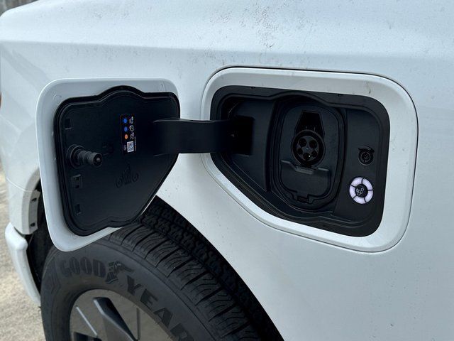 2025 Ford F-150 Lightning Flash Springfield VA