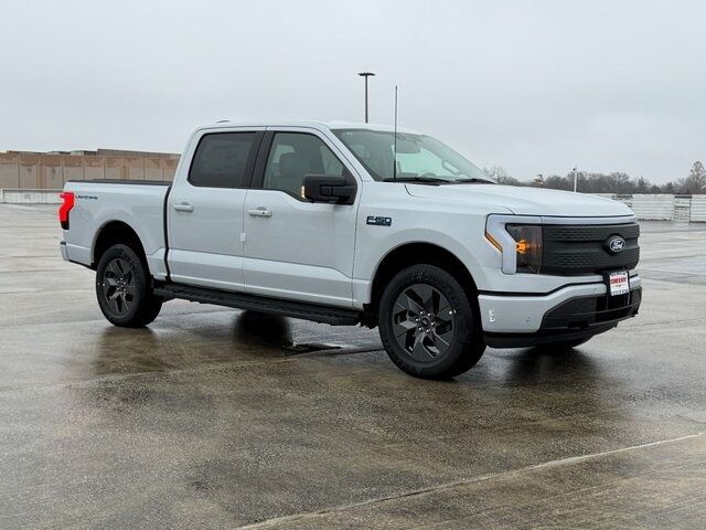 2025 Ford F-150 Lightning Flash