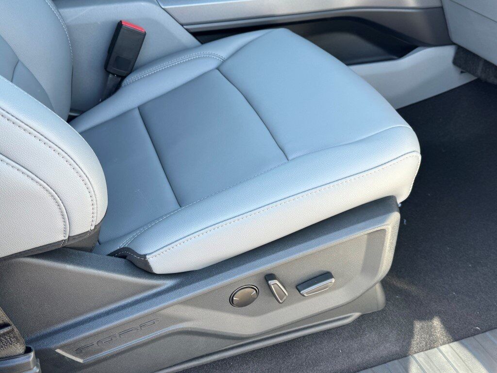 2025 Ford F-150 Lightning Flash Springfield VA