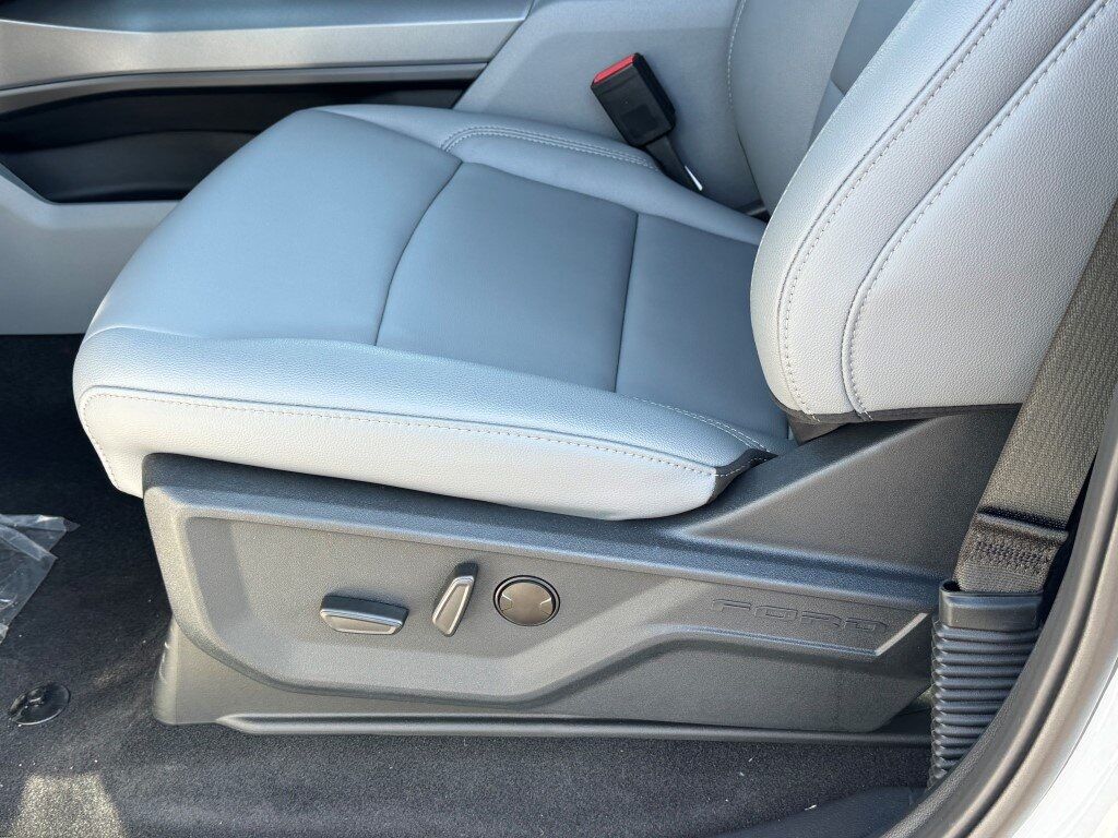 2025 Ford F-150 Lightning Flash Springfield VA