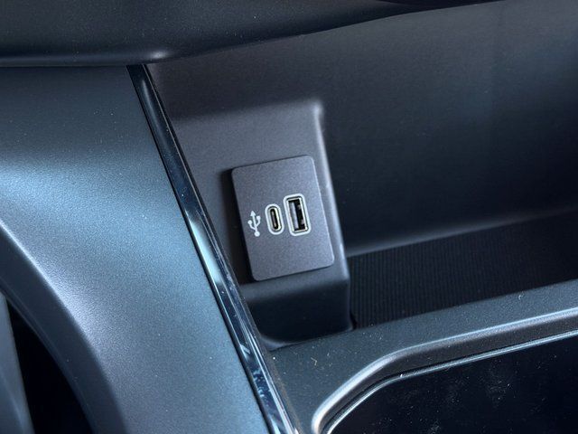 2025 Ford F-150 Lightning Flash Springfield VA