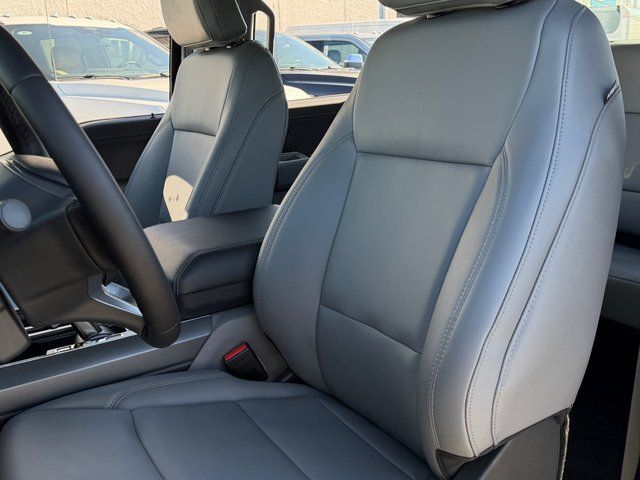2025 Ford F-150 Lightning Flash Springfield VA