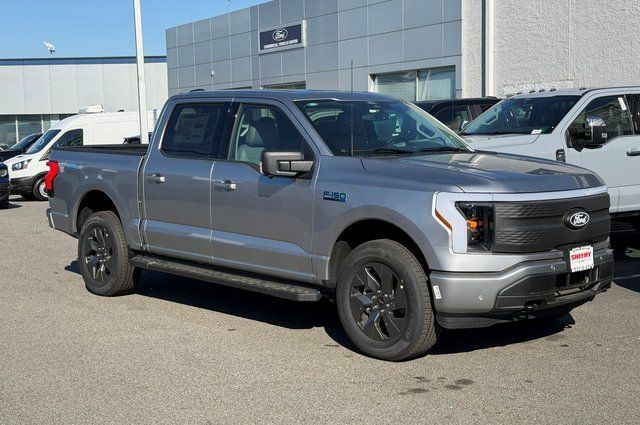 2025 Ford F-150 Lightning Flash