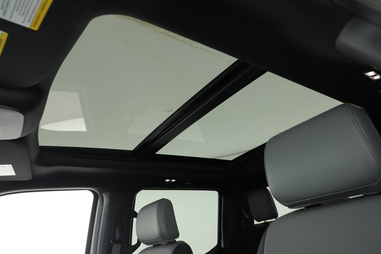 2025 Ford F-150 Lightning LARIAT New Braunfels TX