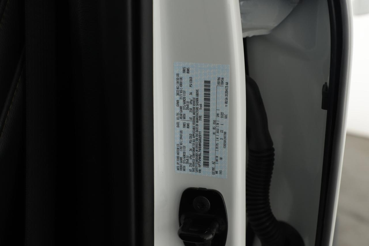 2025 Ford F-150 Lightning LARIAT New Braunfels TX