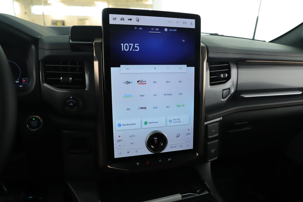 2025 Ford F-150 Lightning LARIAT New Braunfels TX