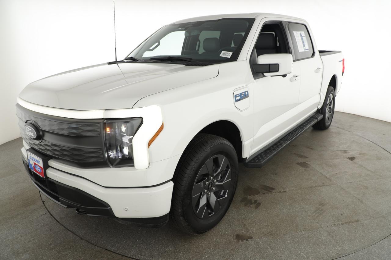 2025 Ford F-150 Lightning LARIAT