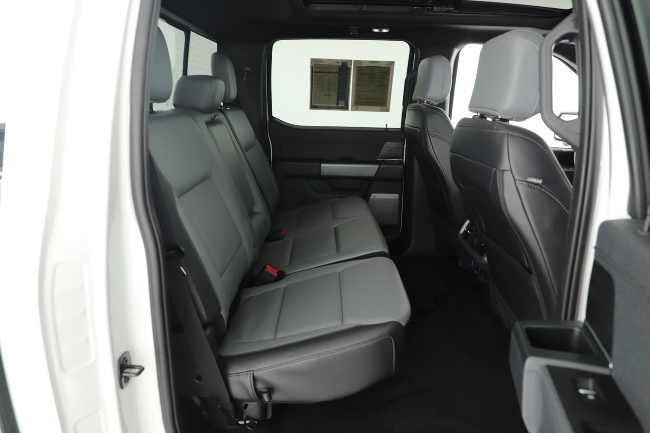 2025 Ford F-150 Lightning LARIAT New Braunfels TX