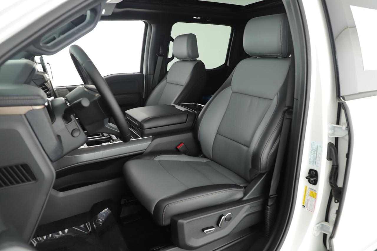 2025 Ford F-150 Lightning LARIAT New Braunfels TX