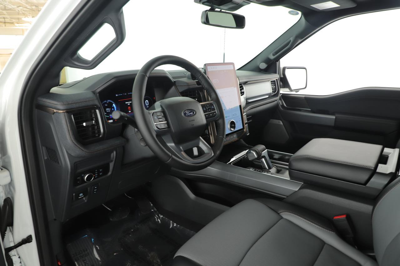 2025 Ford F-150 Lightning LARIAT New Braunfels TX