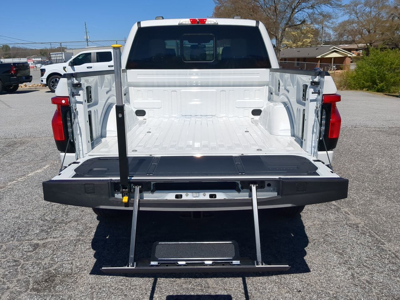 2025 Ford F-150 Lightning LARIAT Winder GA