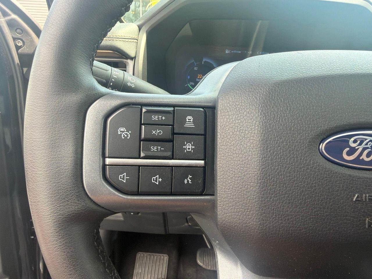 2025 Ford F-150 Lightning LARIAT Gaithersburg MD