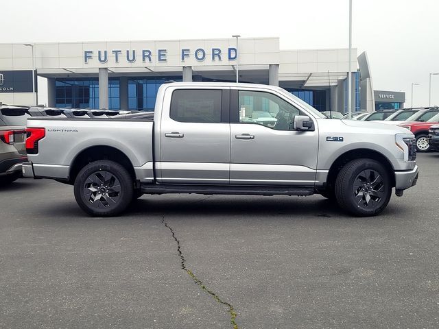 2025 Ford F-150 Lightning Lariat