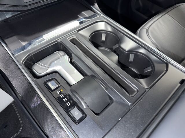 2025 Ford F-150 Lightning Platinum Pine River MN