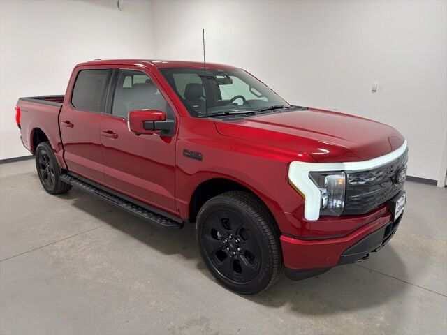 2025 Ford F-150 Lightning Platinum Pine River MN
