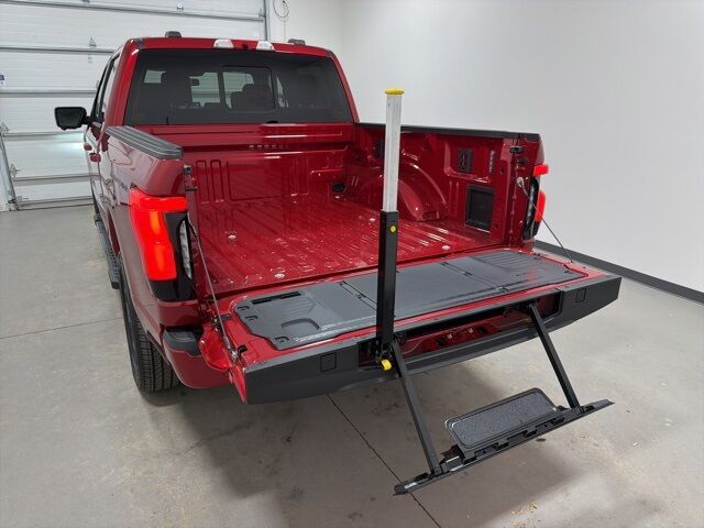 2025 Ford F-150 Lightning Platinum Pine River MN