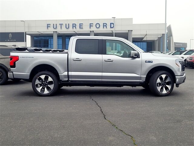 2025 Ford F-150 Lightning Platinum
