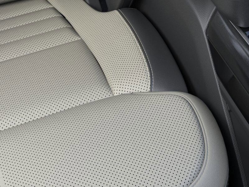 2025 Ford F-150 Lightning Platinum Gaithersburg MD