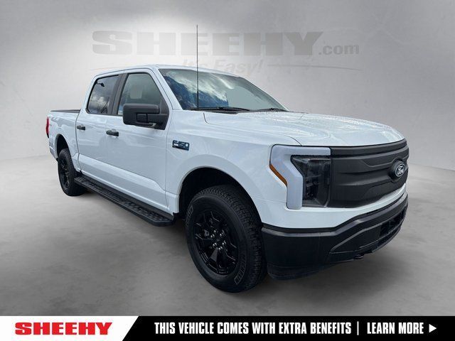 2025 Ford F-150 Lightning Pro