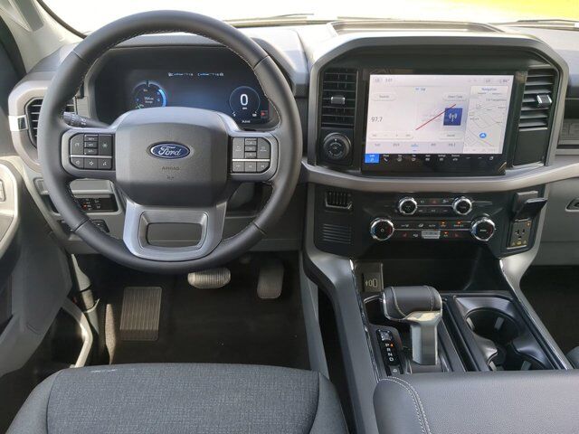 2025 Ford F-150 Lightning XLT Appleton WI