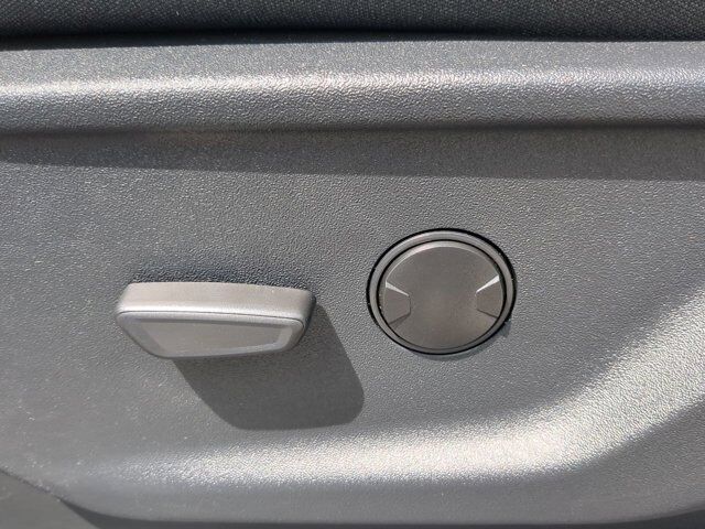 2025 Ford F-150 Lightning XLT Appleton WI