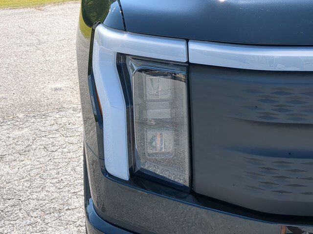 2025 Ford F-150 Lightning XLT Appleton WI