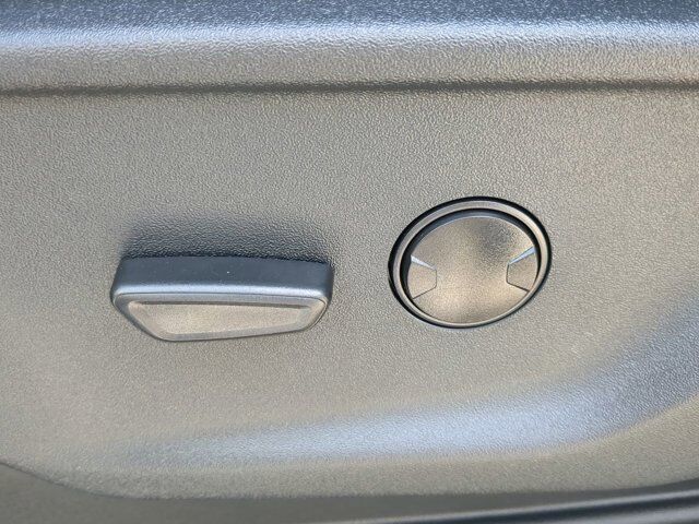 2025 Ford F-150 Lightning XLT Appleton WI