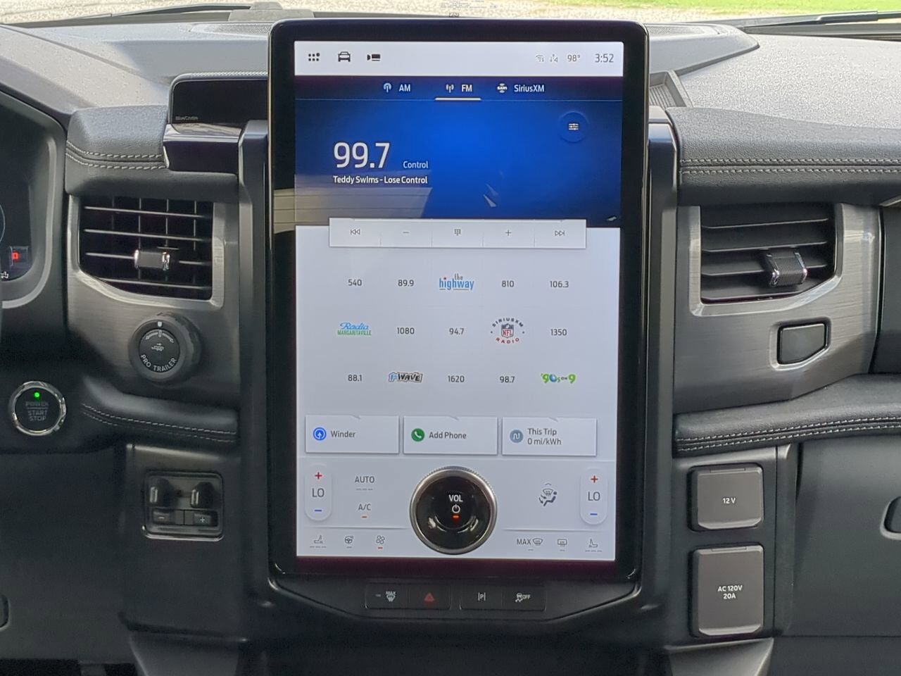 2025 Ford F-150 Lightning XLT Winder GA